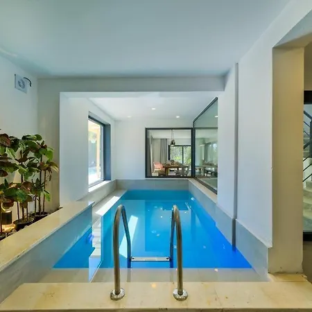 Arici Evi Delux Luxury With Indoor And Outdoor Pool Villa Fethiye
