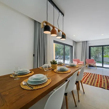 Villa Arici Evi Delux Luxury With Indoor And Outdoor Pool Fethiye