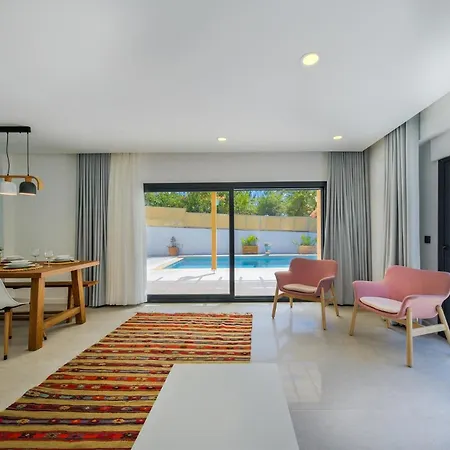 Villa Arici Evi Delux Luxury With Indoor And Outdoor Pool *