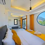 Вилла Arici Evi Delux Luxury With Indoor And Outdoor Pool Фетхие